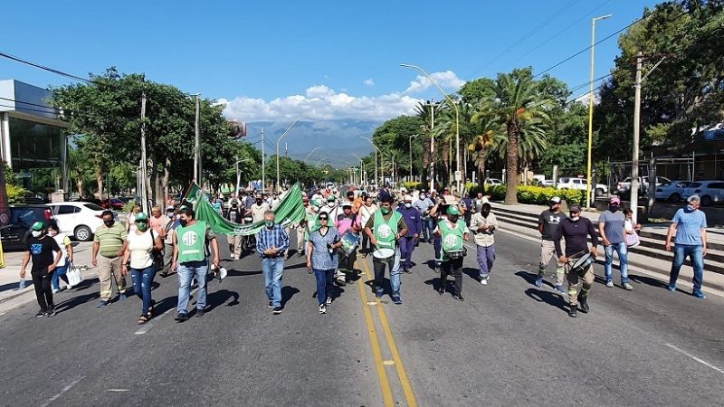 ATE se movilizó pidiendo un bono para los estatales