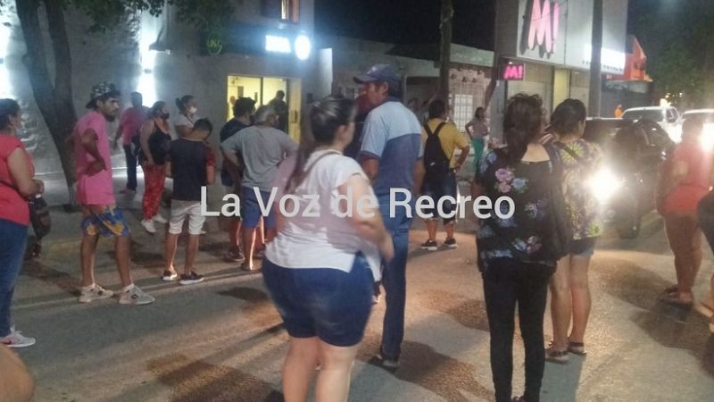 Usuarios del Banco Nación indignados