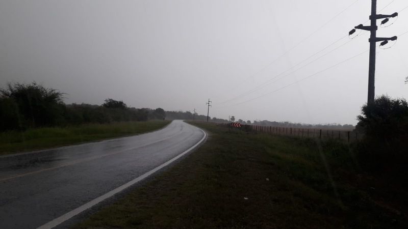 Precaución en la ruta 64 por acumulación de agua