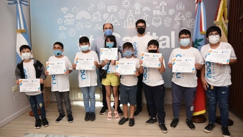 Saadi recibió a los campeones de Robótica