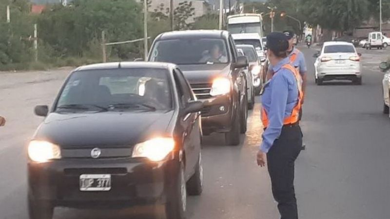 Vacaciones: qué documentación necesito llevar si viajo en auto