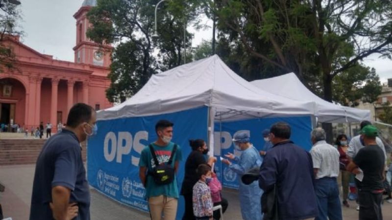 Gran concurrencia al Nodo Móvil de Vacunación