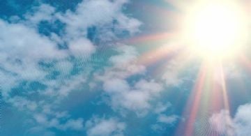 Viernes con calor, nubes y posible inestabilidad hacia la noche