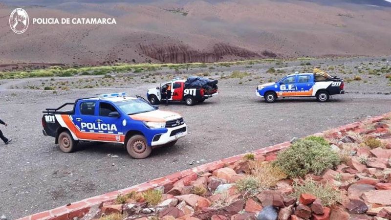De los tres turistas franceses, uno logró descender del Nevado Ojos del Salado