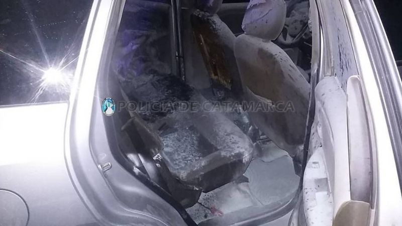 Incendio de un automóvil en Valle Chico