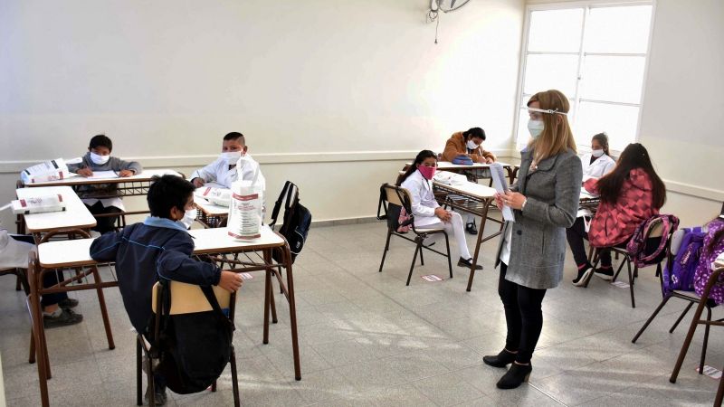 "Está garantizado el ciclo lectivo: el 2 de marzo empiezan las clases"