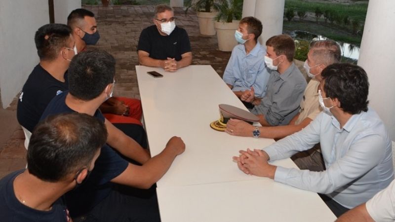 Jalil recibió a los montañistas franceses que fueron rescatados