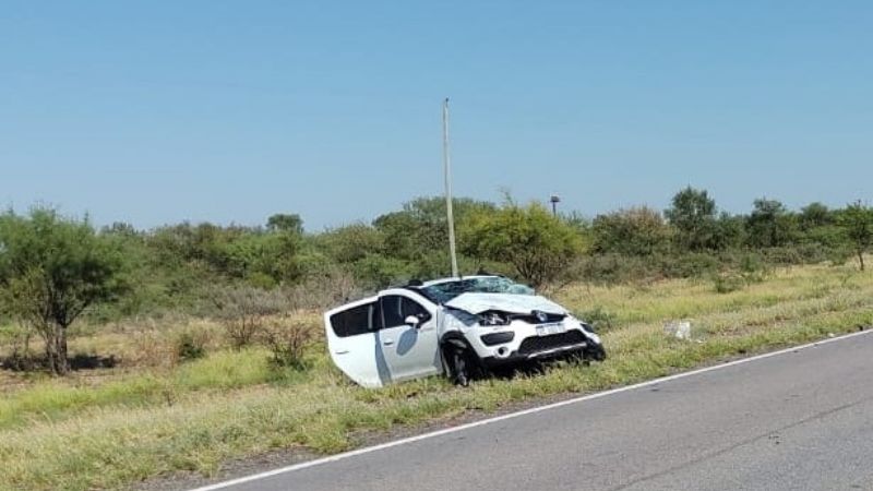 Violento vuelco en la ruta 157