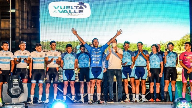 Con el “cata” Díaz líder, se corre la 1ra. etapa de la “Vuelta al Valle”