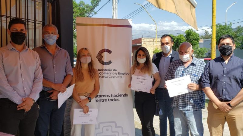 Se otorgaron más de 10 millones de pesos a micros y pequeñas empresas