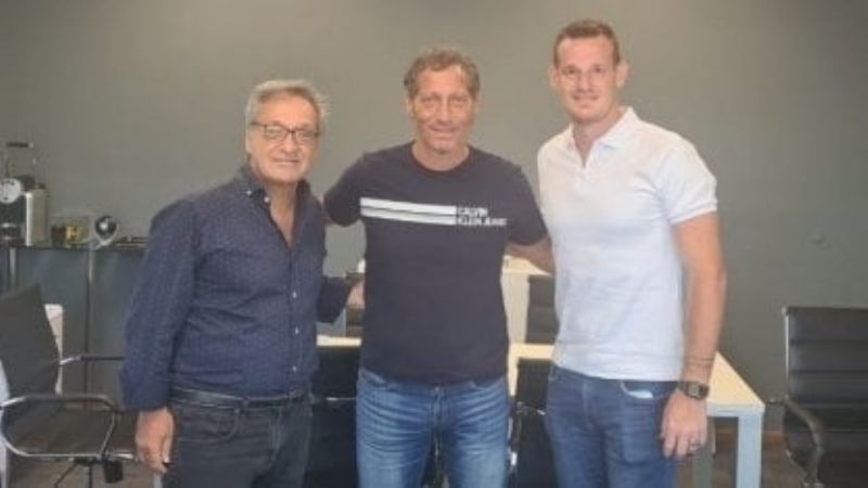 El presidente de San Lorenzo dio COVID tras presentar a Troglio