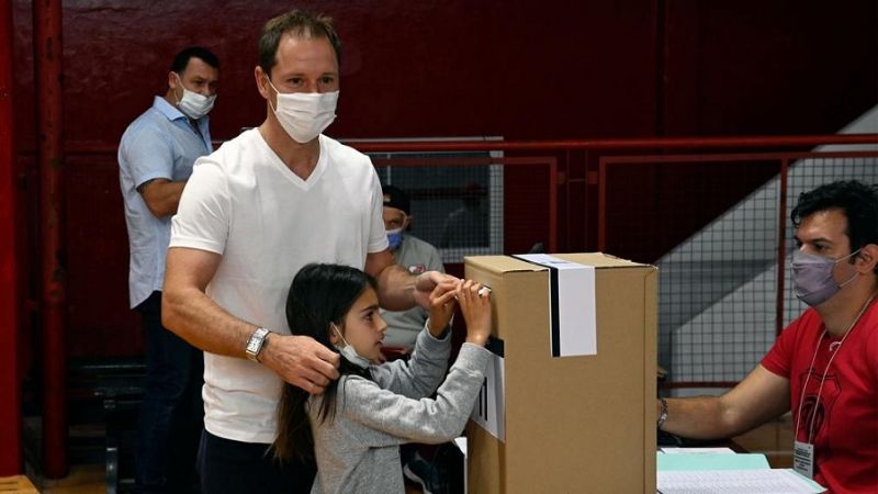 El oficialismo arrasó y Brito es el nuevo presidente de River