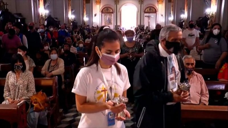 Homenaje de los servidores del Santuario