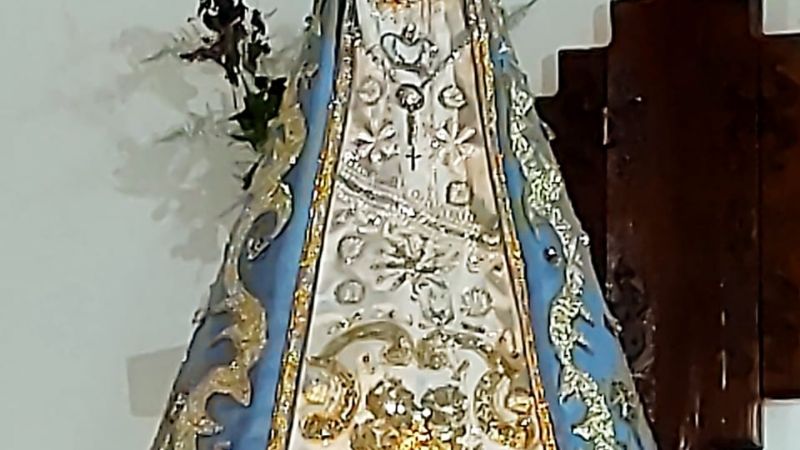 Caravana de la Virgen del Valle y Santa Misa en el Polideportivo en Recreo