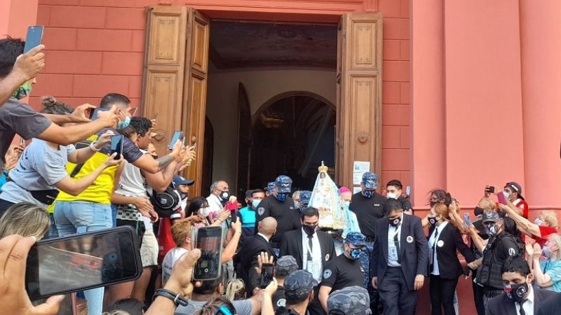 La Madre del Valle bendice a sus  hijos en el Parque Adán Quiroga