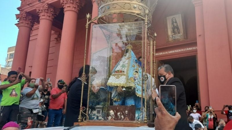 La Madre del Valle bendice a sus  hijos en el Parque Adán Quiroga