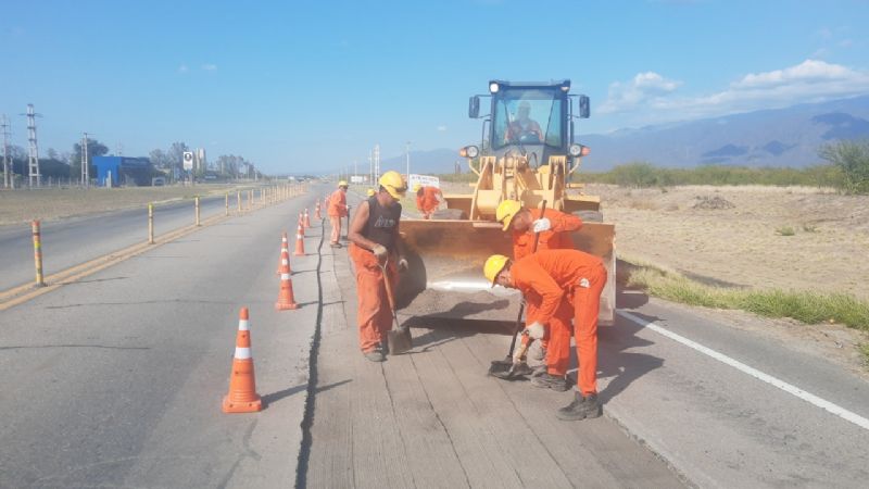 Transitar con precaución por ruta 38 por tareas de repavimentación