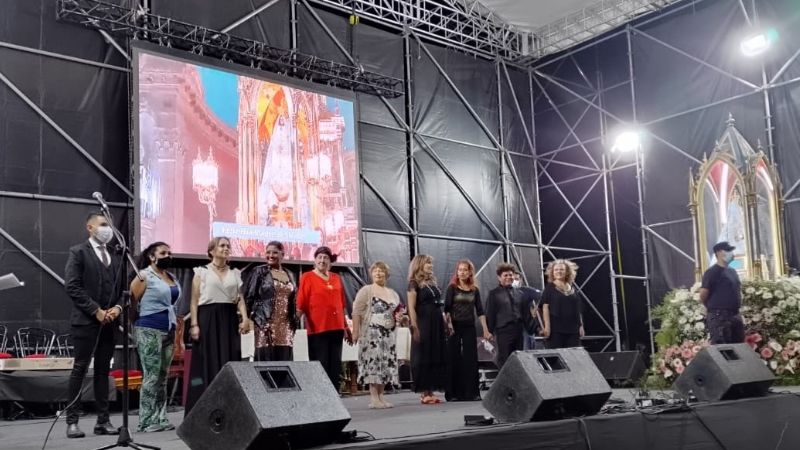 Magistral ofrenda artística en el Parque Adán Quiroga
