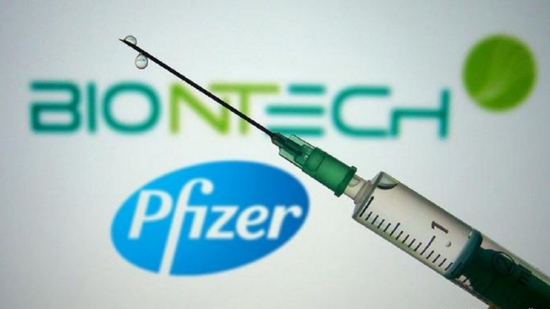 Pfizer y BioNTech aseguran que su vacuna es "eficaz" contra Ómicron