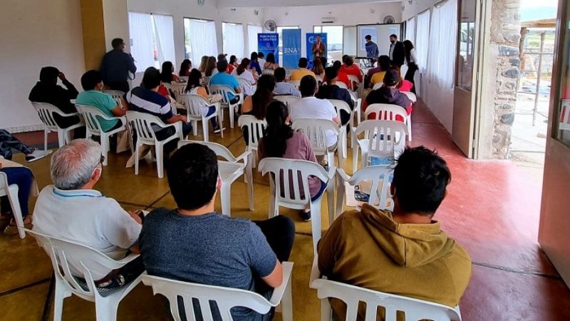 El Banco Nación brindó capacitación en Santa María