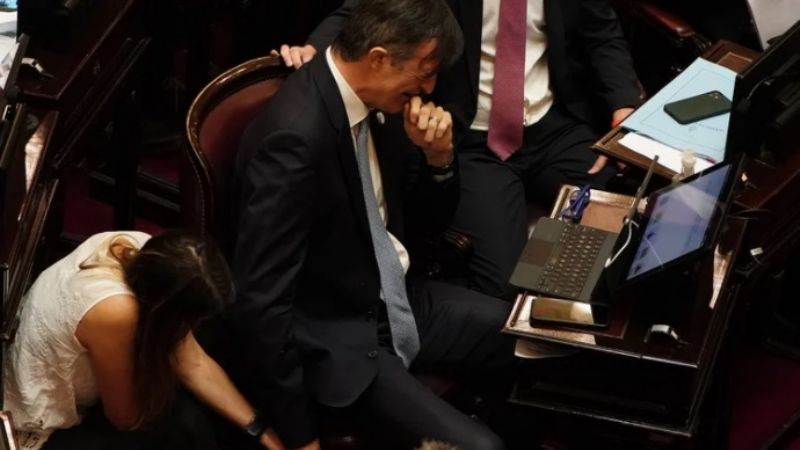 “No hay hombres imprescindibles, hay actitudes imprescindibles”