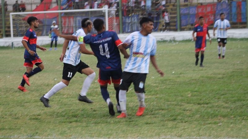 “Hat-trick” de Herrera para la goleada 3-0 de “Tesho” a Racing