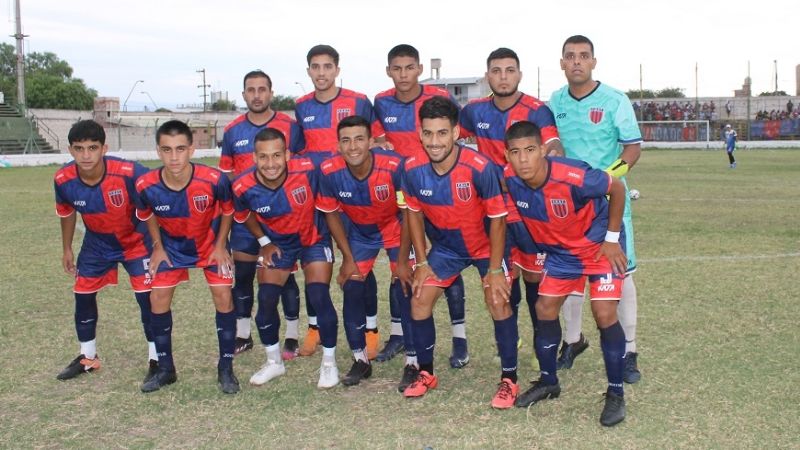 “Hat-trick” de Herrera para la goleada 3-0 de “Tesho” a Racing