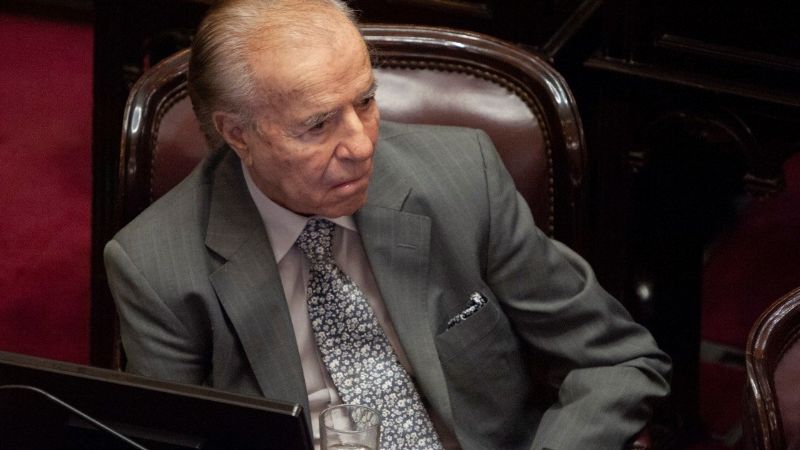 Piden suspender el juicio a Menem por su salud