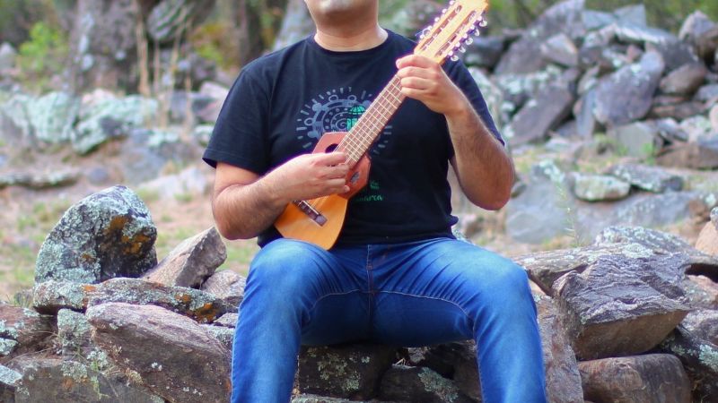 Guadalupe Carrizo y Algo Luna, "De Gira" en el inicio del finde largo