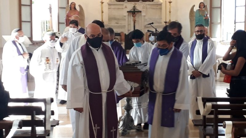 Dieron el último adiós al padre Héctor Pablo Batallán