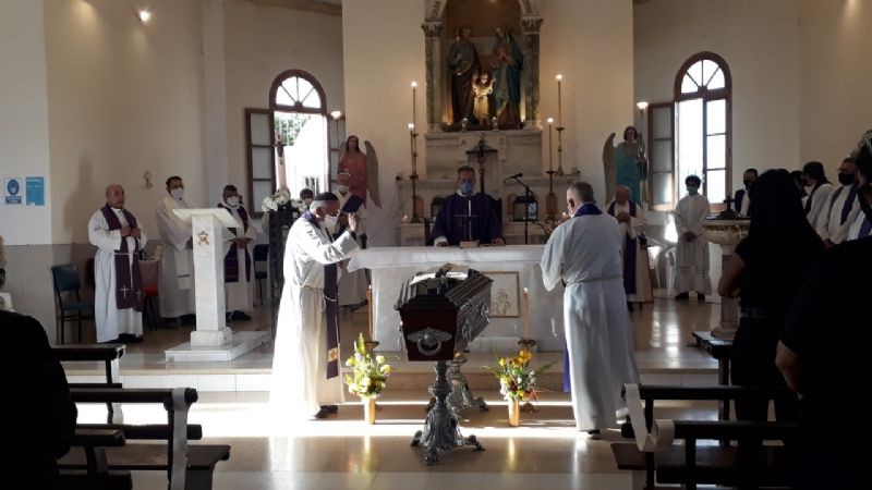 Dieron el último adiós al padre Héctor Pablo Batallán