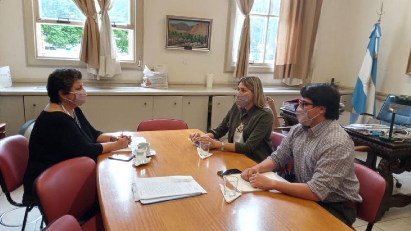 Analizan la puesta en marcha de programas educativos en Catamarca