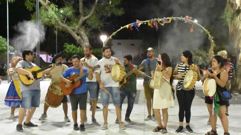 La agenda de carnaval continúa con propuestas en las plazas