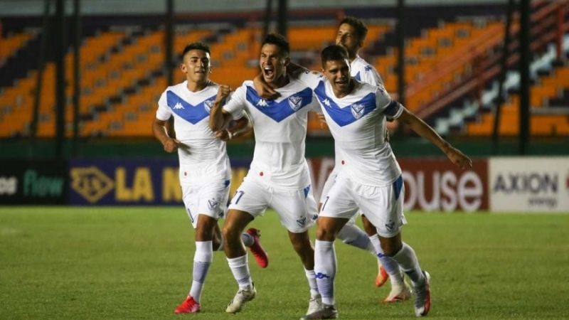 Vélez quebró su mala racha en la Copa Argentina