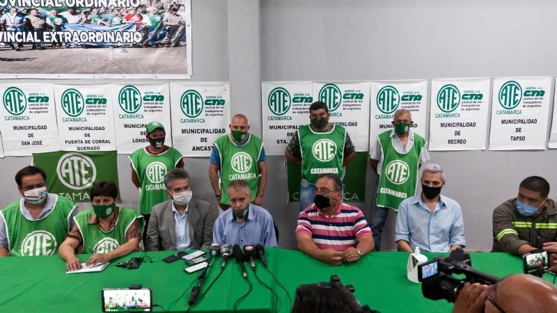 Paro y movilización de la FUSSI por un aumento del 50%