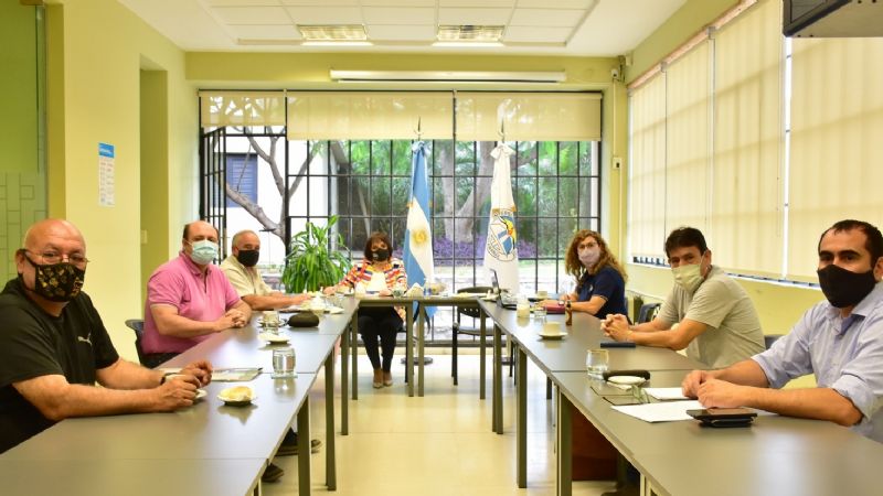 Dialogaron sobre los protocolos para el retorno a la presencialidad en la UNCa