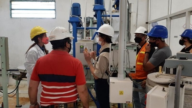 Funcionarios mineros y diputados recorrieron el proyecto Tres Quebradas