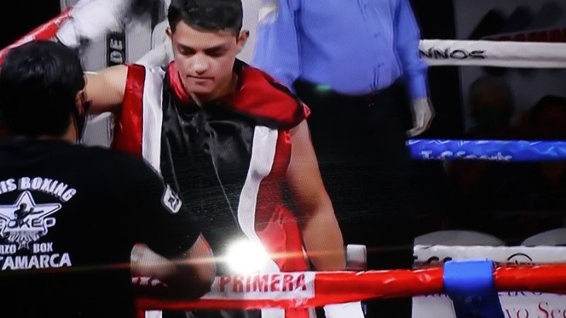 Gran triunfo de Corzo, al que solo le faltó el KO