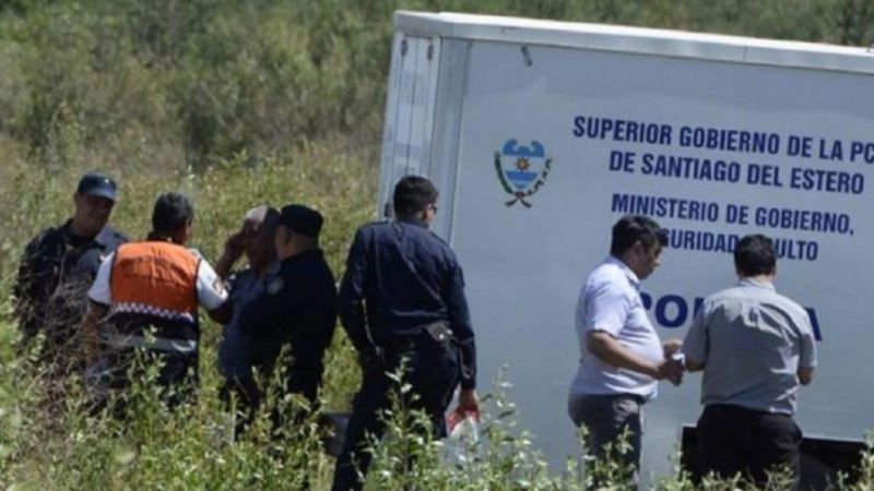 Joven fue asesinada a puñaladas y buscan a su pareja