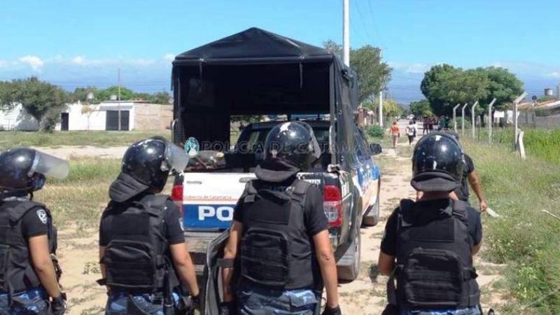 Desalojan un predio usurpado en Valle Viejo: cuatro mujeres detenidas