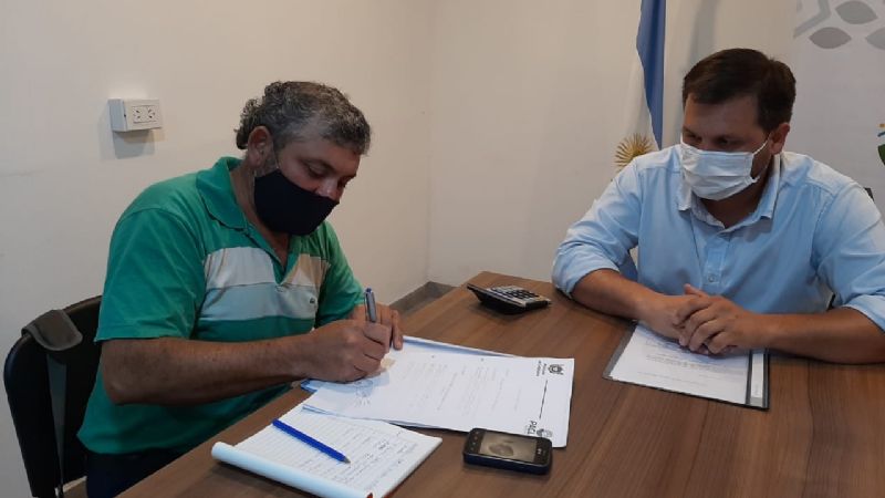 Municipales de Paclín acordaron un aumento del 32%