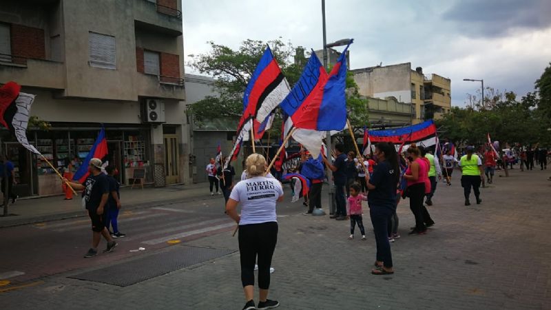 Caos vehicular en el centro por protesta