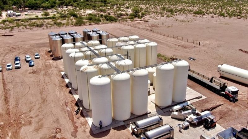 Jalil inauguró dos mosteras y anunció un paquete de inversión para la industria