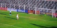 MENDOZA, de Huracán, falla en el último penal para el 