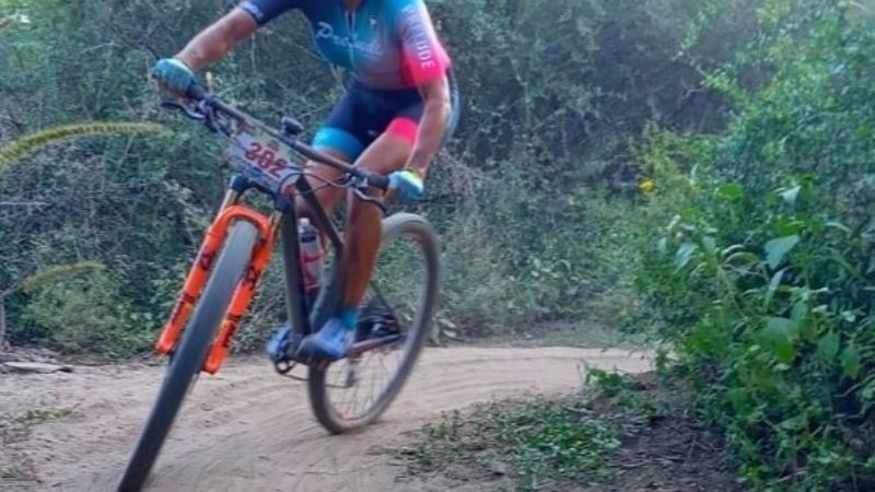 El riojano Pugliese y la jujeña Apaza en el MTB de La Puerta