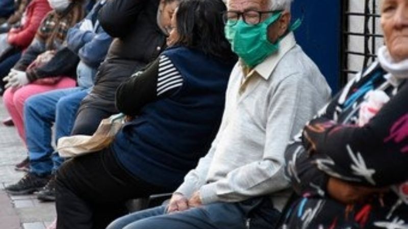 Aumento de 8,07% en marzo y sumarían un bono para jubilados