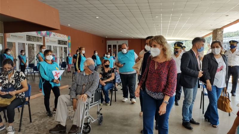 Avanza la vacunación para mayores de 80 años