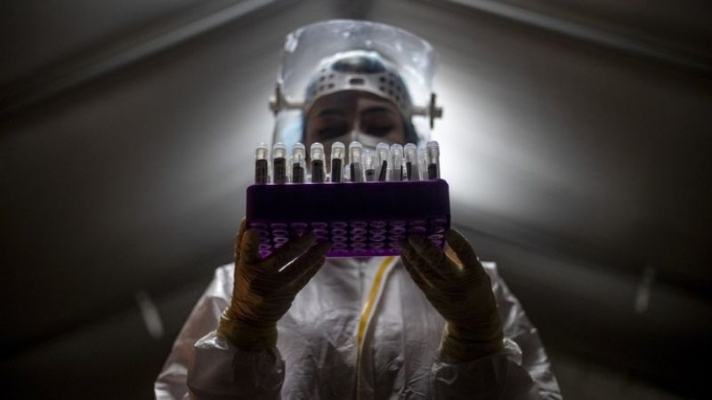 Descubren una nueva cepa en Nueva York que preocupa a los científicos