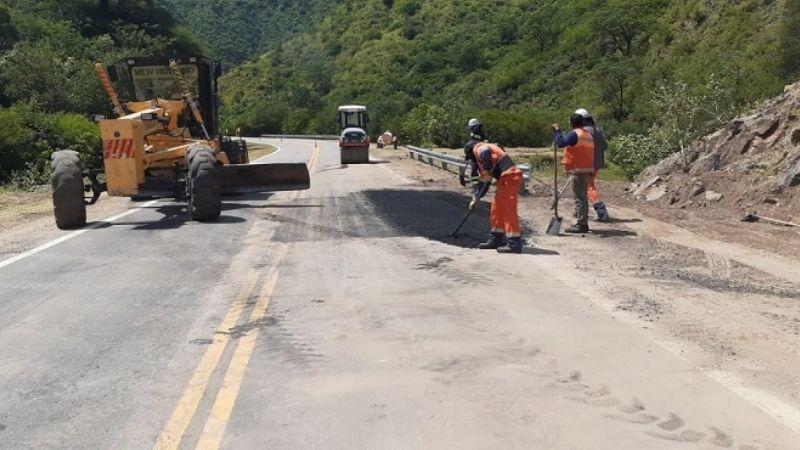 Tránsito normal por Ruta Nacional 60, en el tramo de La Cébila