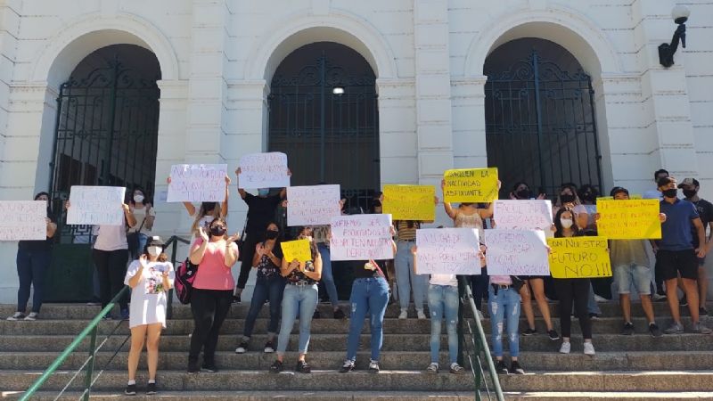 Protesta de alumnos de Ciencias de la Salud